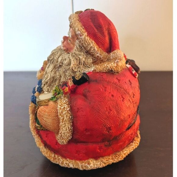 $5 Item! Adorable Santa Claus 6" Tall Resin Figurine - Picture 3 of 7